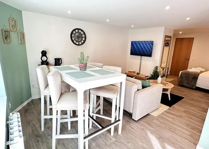 L'escale Du Mont Saint Michel